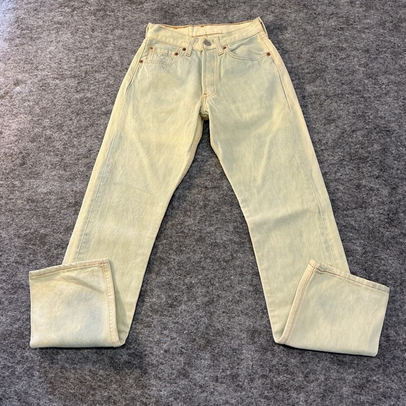 Levi's Denim - Levi's 501 High Rise Classic Light Washed Straight Leg Jeans Best Fits Size 26